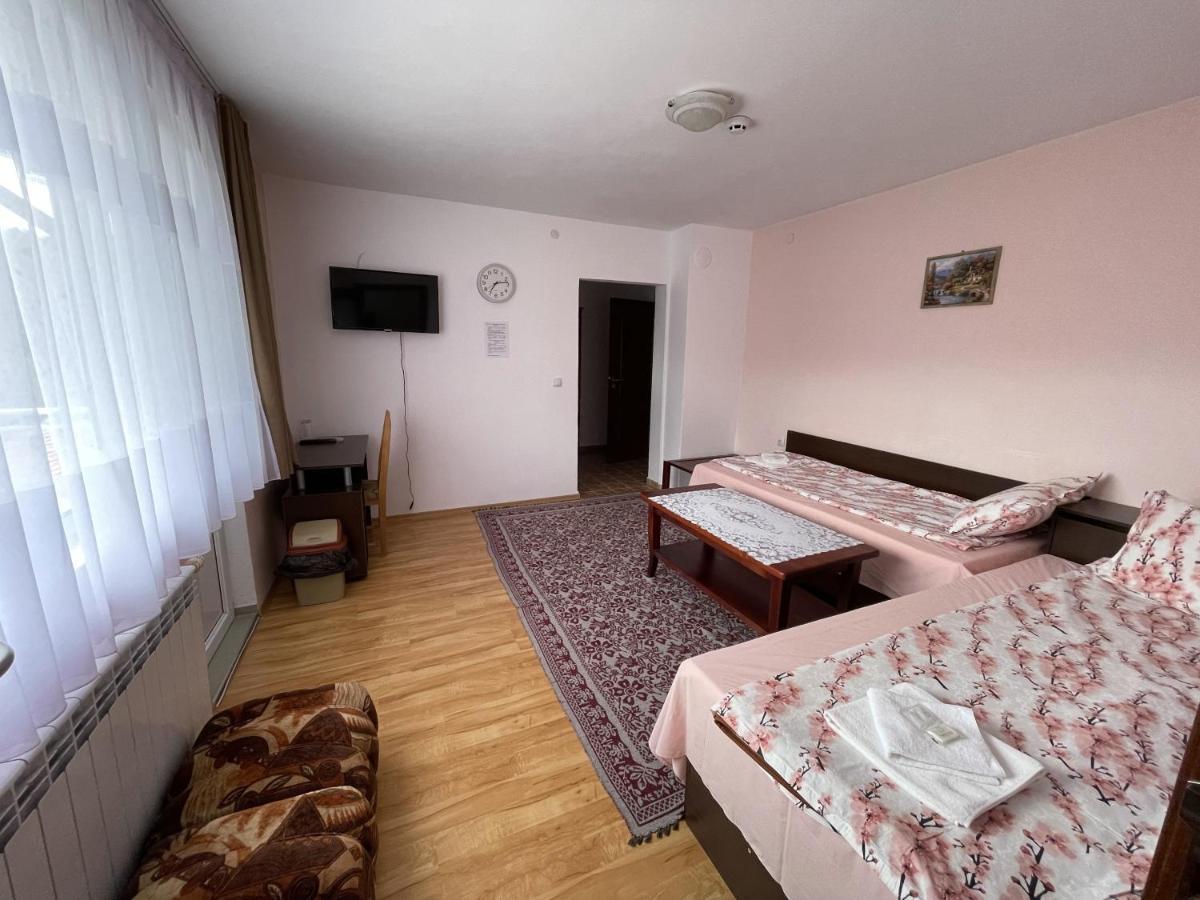 Family Hotel Panorama サルニトゥサ エクステリア 写真