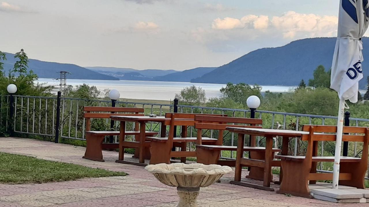 Family Hotel Panorama サルニトゥサ エクステリア 写真